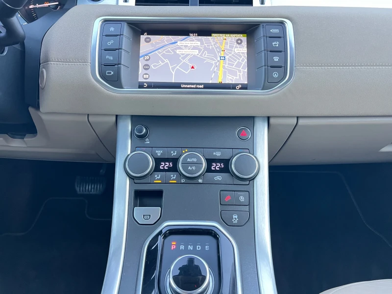 Land Rover Evoque Facelift / 9ск /2018г, снимка 16 - Автомобили и джипове - 47899203