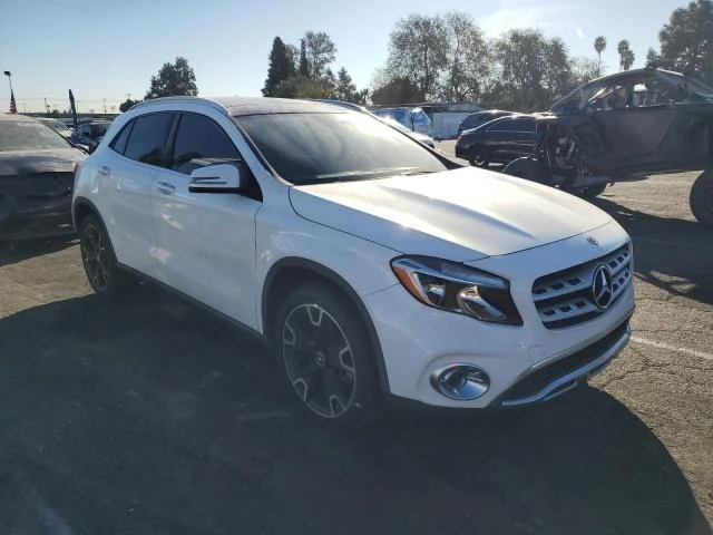 Mercedes-Benz GLA 250 2019 MERCEDES-BENZ GLA 250, снимка 2 - Автомобили и джипове - 48655167