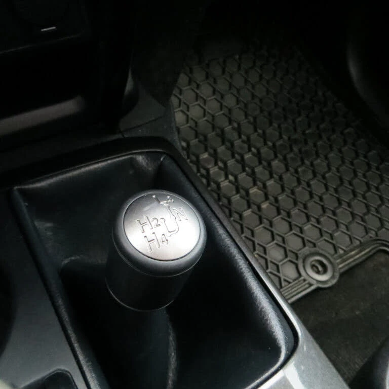 Toyota 4runner 4.0* V6* ПОДГРЕВ* КАМЕРА* КЕЙЛЕС* LANE* ASSIST, снимка 11 - Автомобили и джипове - 53234383