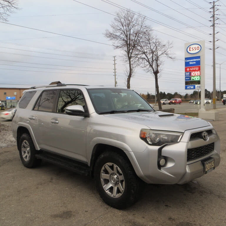 Toyota 4runner 4.0* V6* ПОДГРЕВ* КАМЕРА* КЕЙЛЕС* LANE* ASSIST - изображение 3