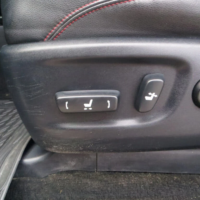 Toyota 4runner 4.0* V6* ПОДГРЕВ* КАМЕРА* КЕЙЛЕС* LANE* ASSIST, снимка 13 - Автомобили и джипове - 53234383