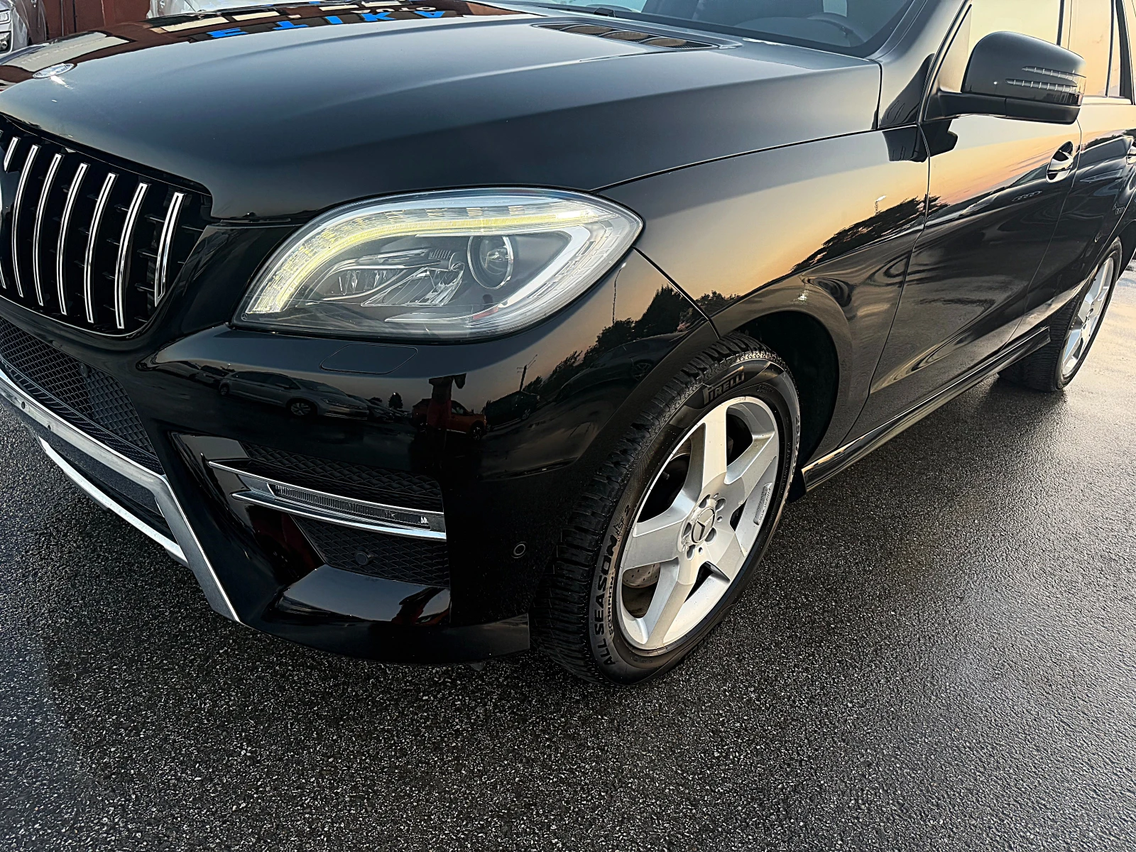 Mercedes-Benz ML 350 AMG OPTIK-LED-BIXENON-ПОДГРЯВАНЕ- - изображение 4