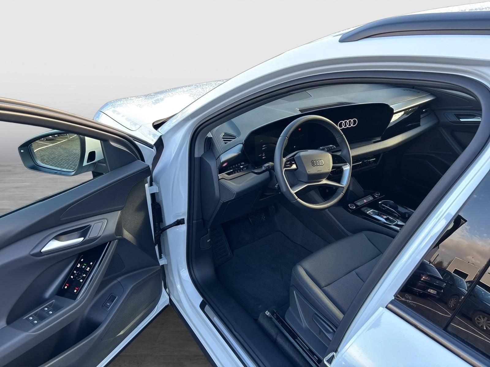 Audi Q6 83kW* 360CAM* DISTR* KEYLESS* LED*  - изображение 9