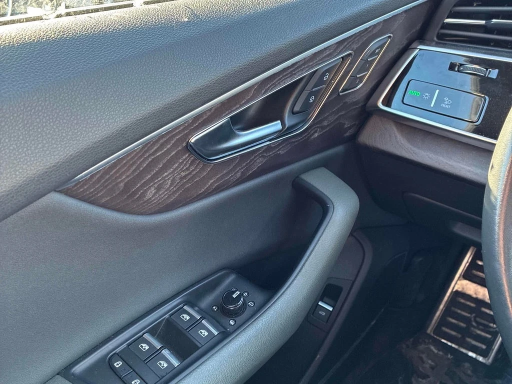 Audi Q8 2019 Technik * CARFAX * ��� ������������ ������ | Mobile.bg � ����������� 12