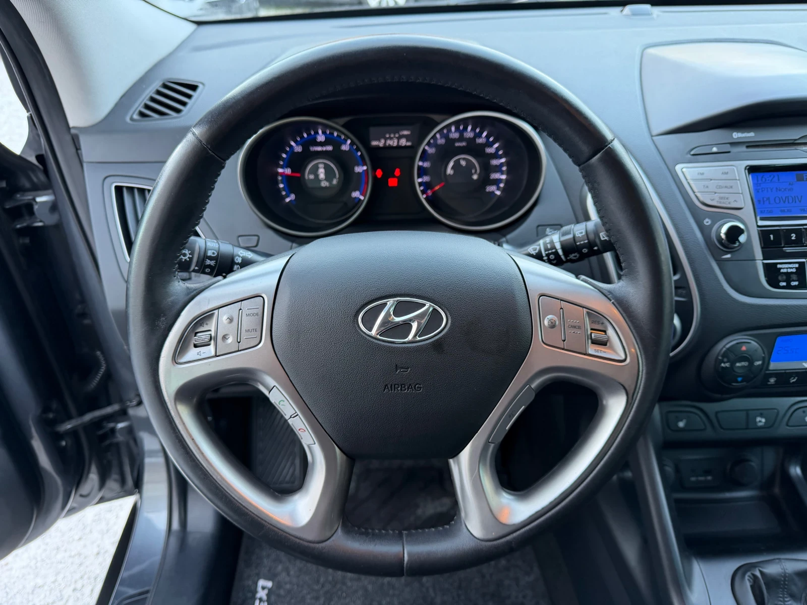 Hyundai IX35 1.7CRDI * HEATED SEATS * 214 000 ��. | Mobile.bg � ����������� 15