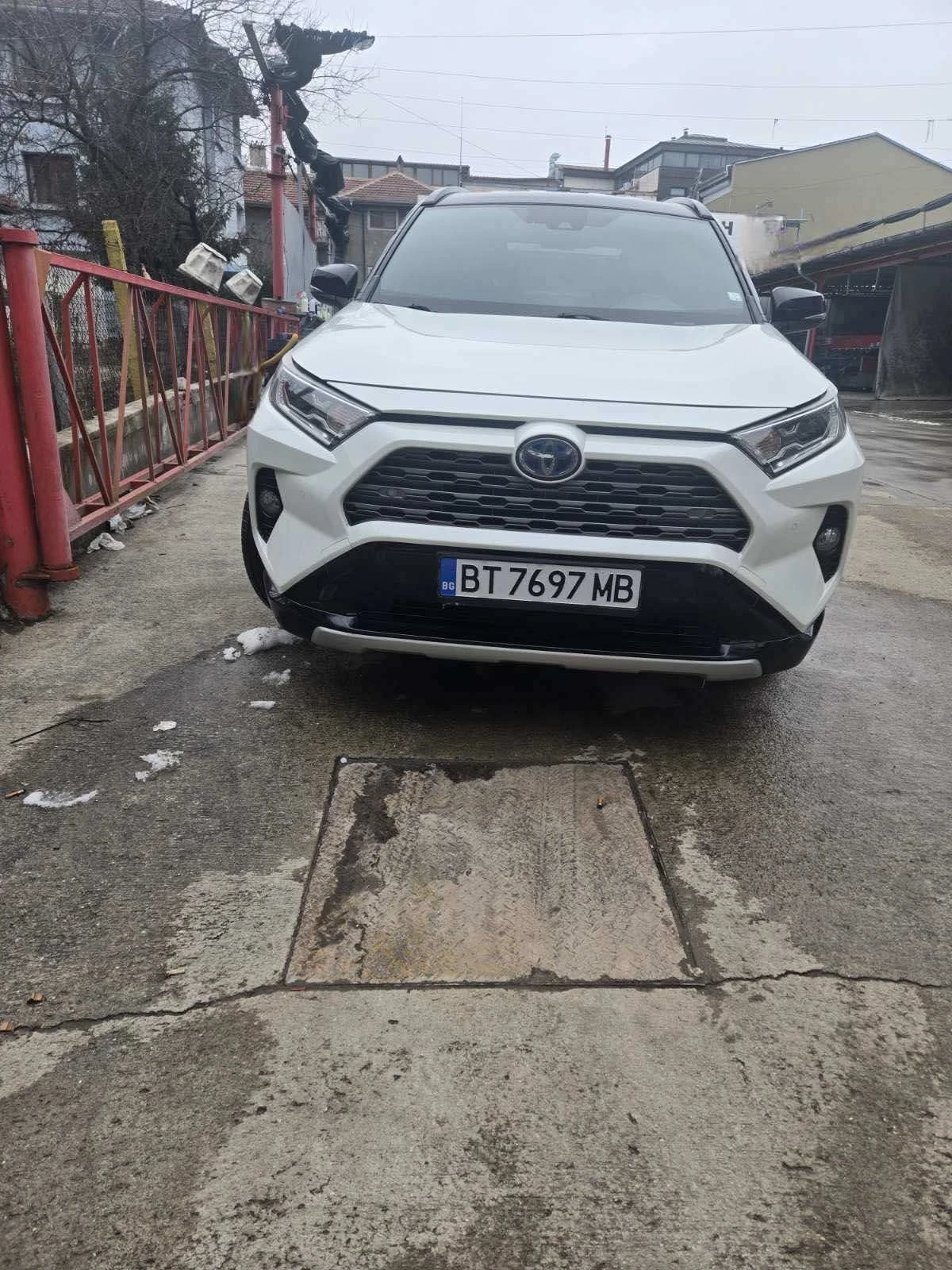 Toyota Rav4 2.5 бензин хибрид, снимка 2 - Автомобили и джипове - 53758979