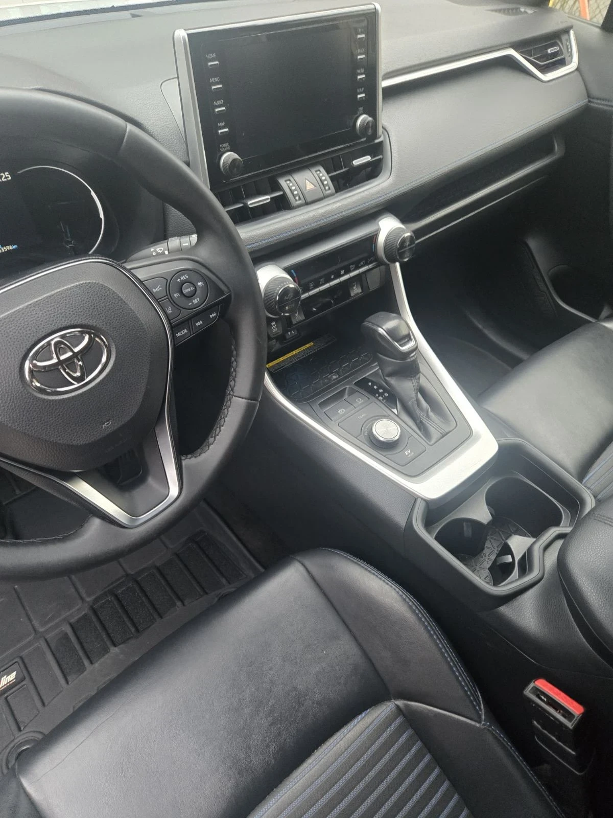 Toyota Rav4 2.5 бензин хибрид, снимка 9 - Автомобили и джипове - 53758979