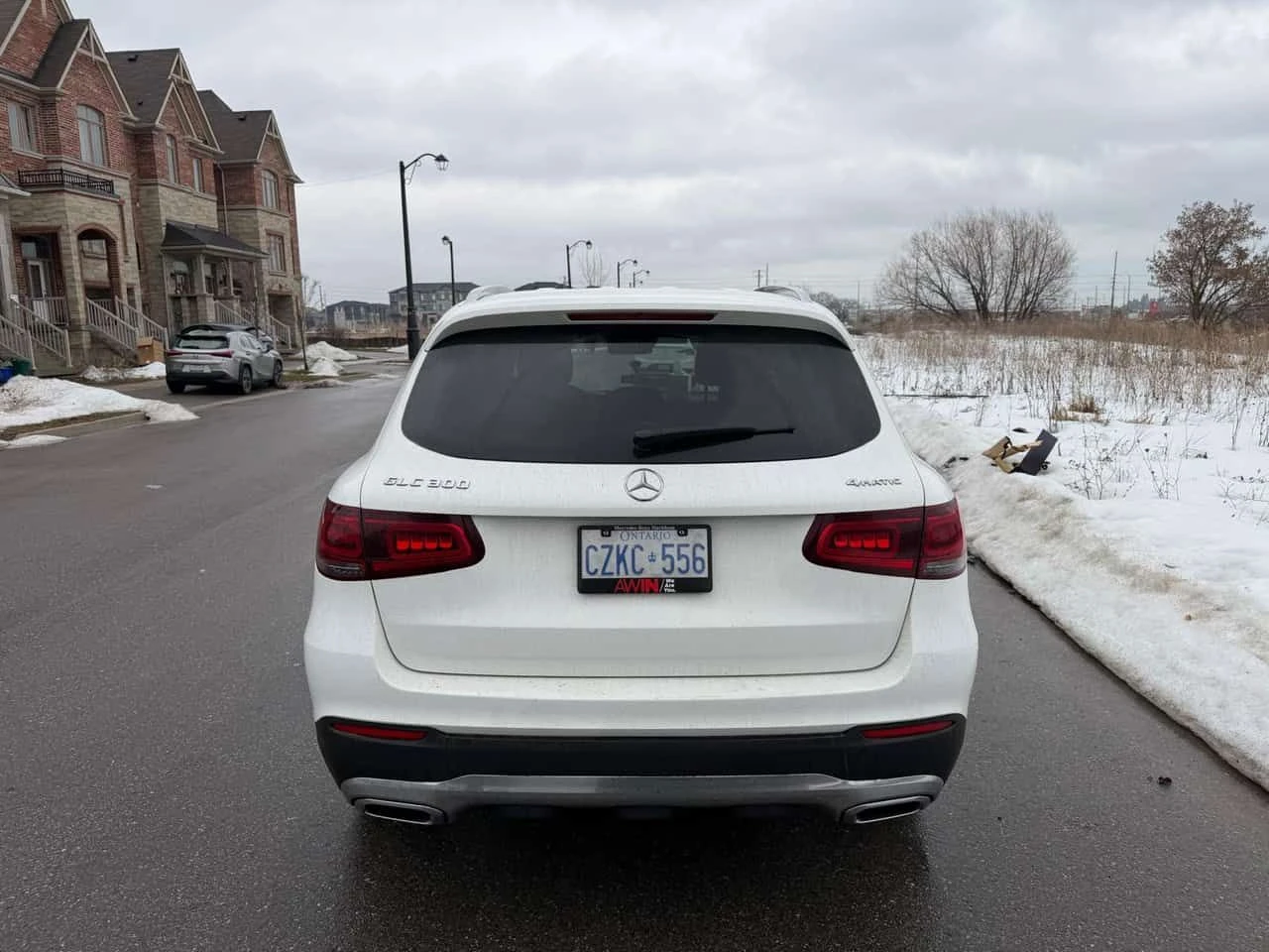 Mercedes-Benz GLC 300 * 4MATIC* DISTRONIC* ПАНОРАМА* , снимка 4 - Автомобили и джипове - 53760876