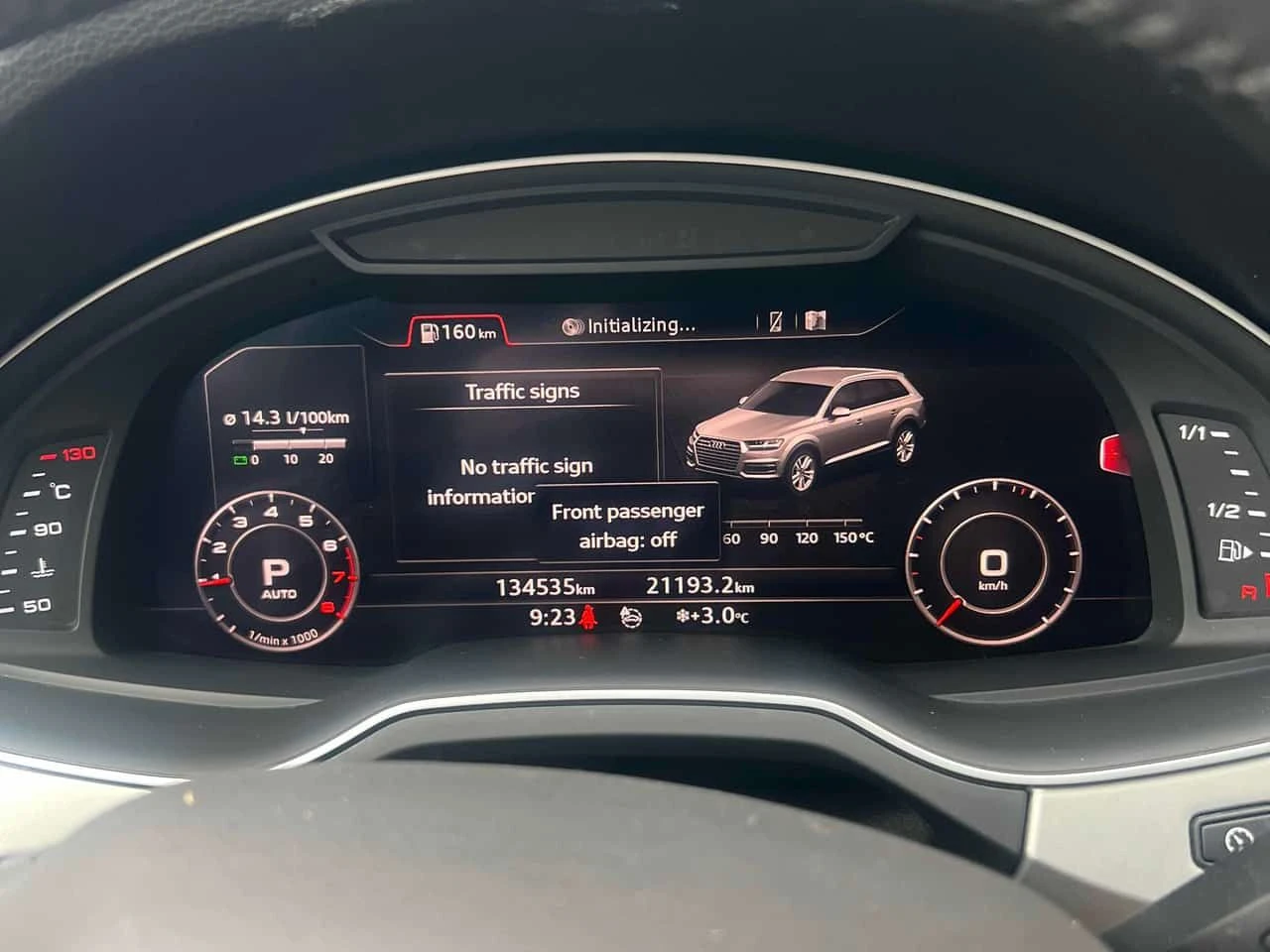 Audi Q7 * Technik * ДИСТРОНИК* 360 КАМЕРА* ПОДГРЕВИ* ОБДУХ, снимка 8 - Автомобили и джипове - 53987349