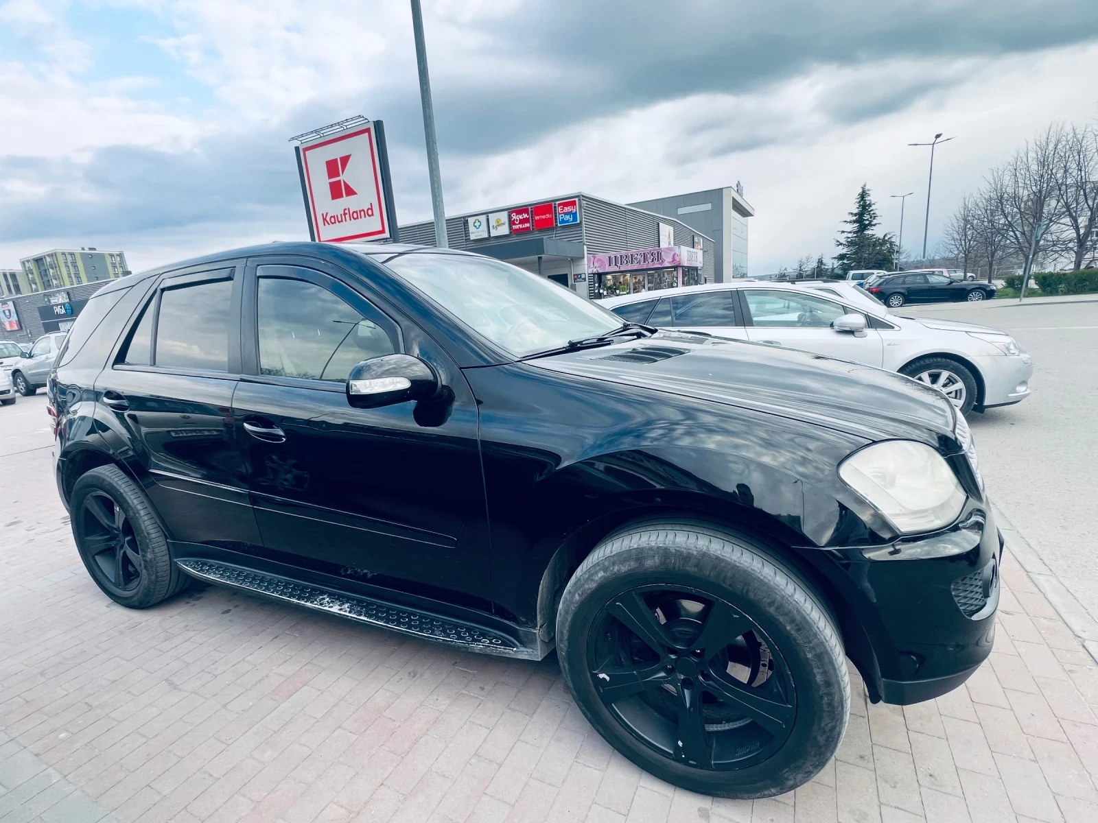 Mercedes-Benz ML 320, снимка 5 - Автомобили и джипове - 54254177