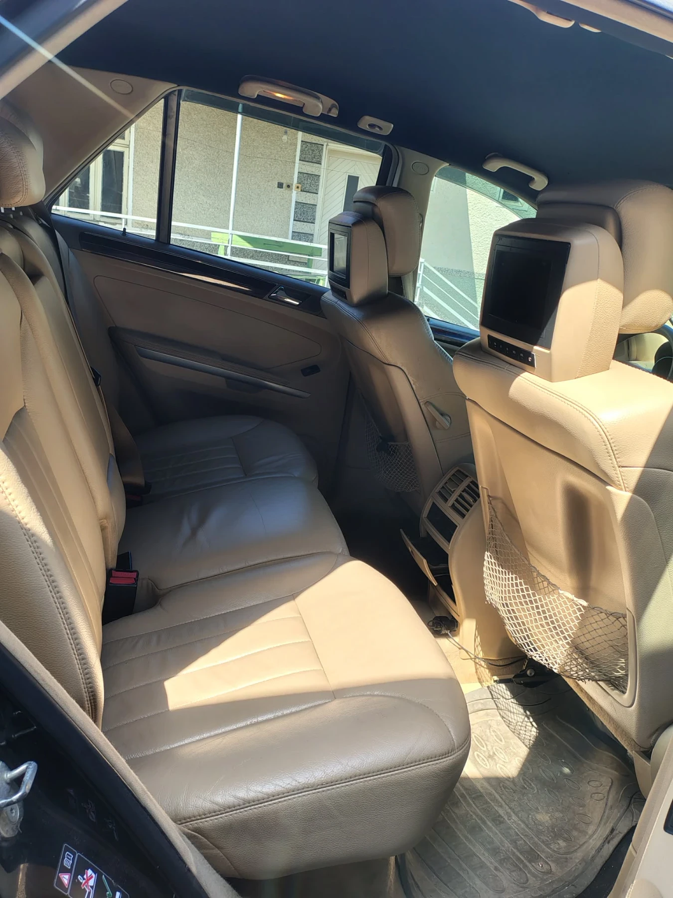 Mercedes-Benz ML 320, снимка 11 - Автомобили и джипове - 54254177