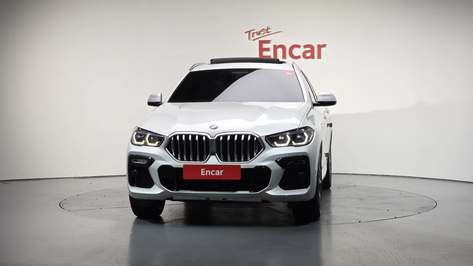 BMW X6 M-PK* LASER* B58* HEAD-UP* 360* ОБДУХ* КРАЙНА ЦЕНА, снимка 2 - Автомобили и джипове - 54629698