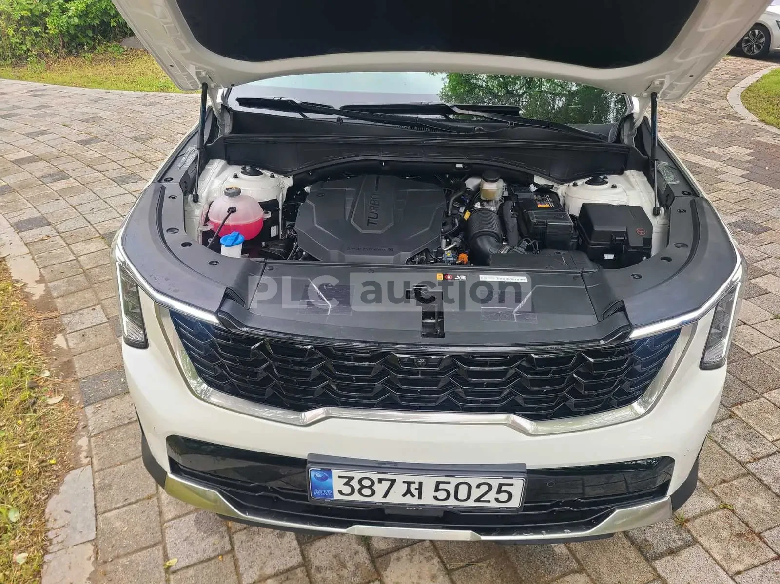 Kia Sorento 2.2 4x4| КАМЕРА| DIST| PANO| ОБДУХ| ВКЛ.ТЕХНОТЕСТ, снимка 16 - Автомобили и джипове - 55056521