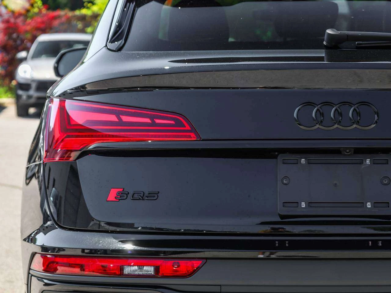 Audi SQ5 ПАНО / ЛИЗИНГ / ЦЕНА до БГ, снимка 10 - Автомобили и джипове - 55397092