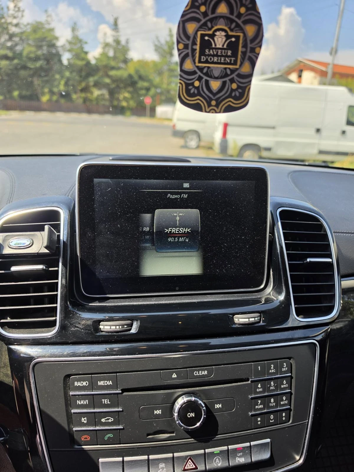 Mercedes-Benz GLE 350, снимка 10 - Автомобили и джипове - 55845864