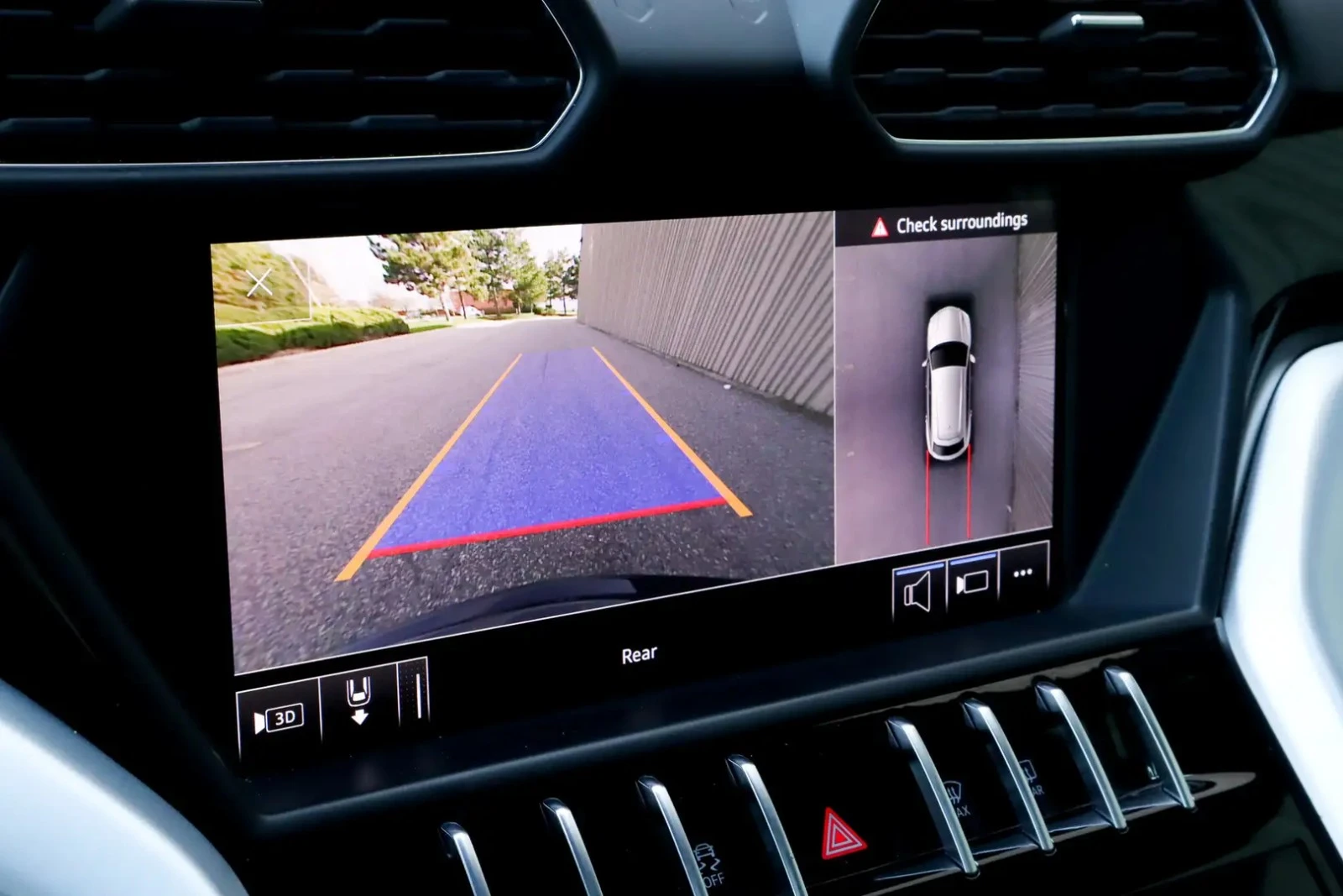 Lamborghini Urus ALCANTA* DISTRONIC* HUD* 360* ОБДУХ* , снимка 13 - Автомобили и джипове - 55979036
