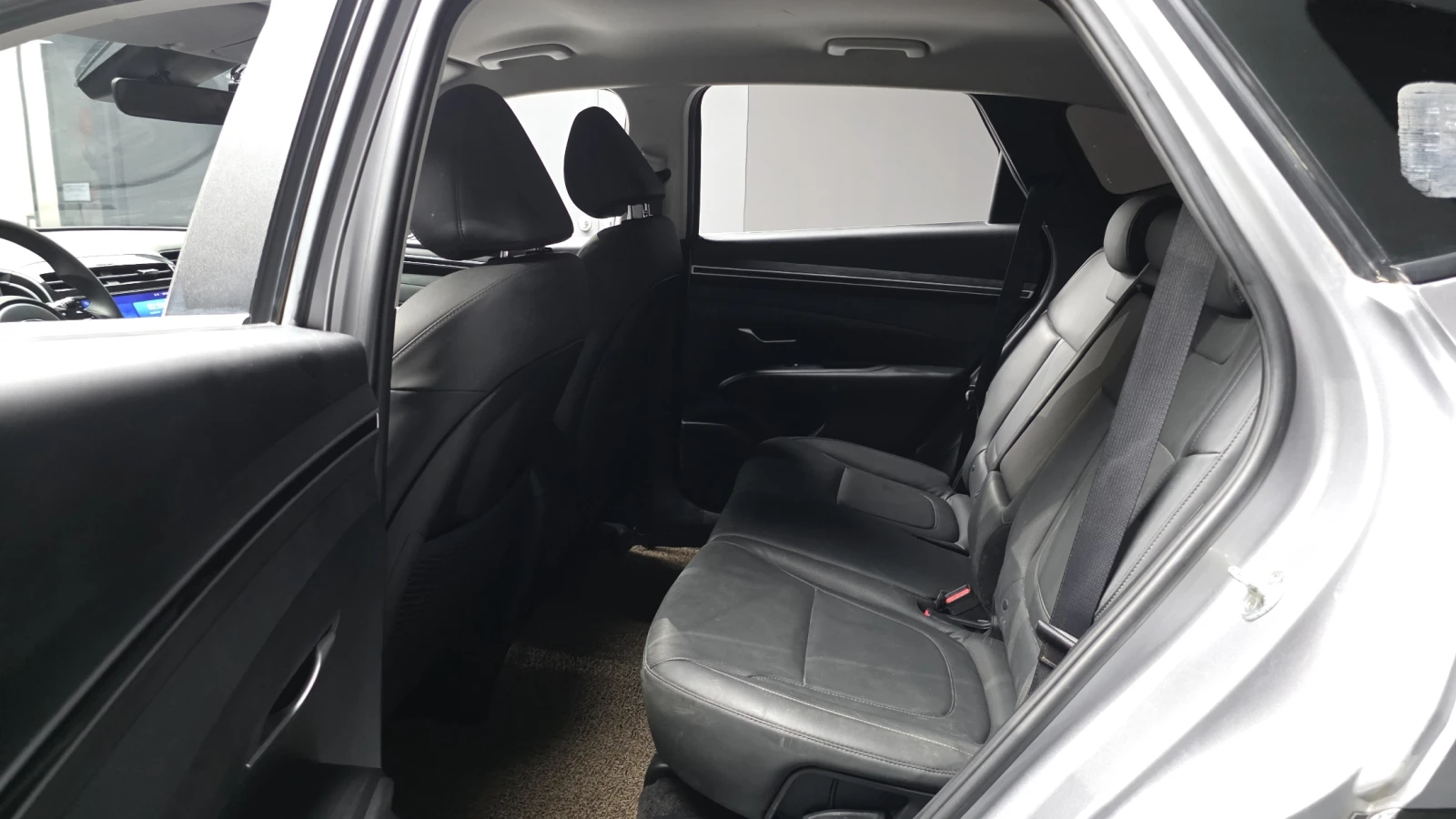 Hyundai Tucson Diesel 2.0 4WD autogeorge.com, снимка 15 - Автомобили и джипове - 56137028