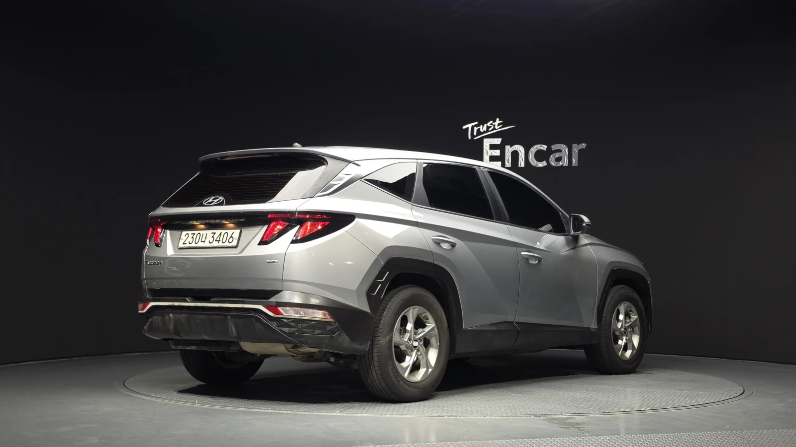 Hyundai Tucson Diesel 2.0 4WD autogeorge.com, снимка 2 - Автомобили и джипове - 56137028