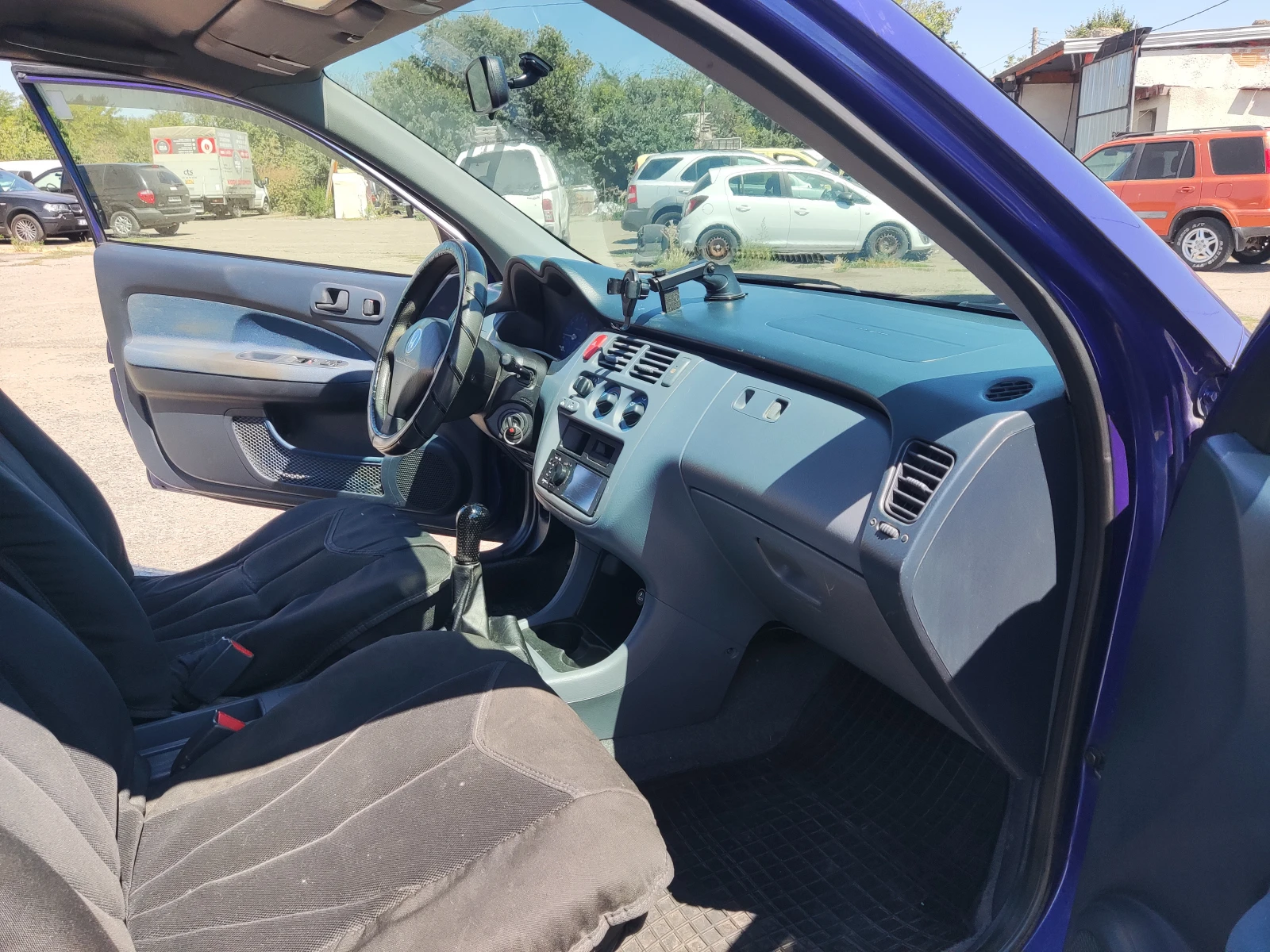 Honda Hr-v, снимка 4 - Автомобили и джипове - 56158091