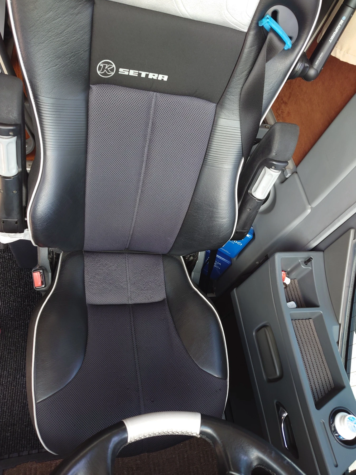 Setra S S415HD, снимка 14 - Бусове и автобуси - 54674005