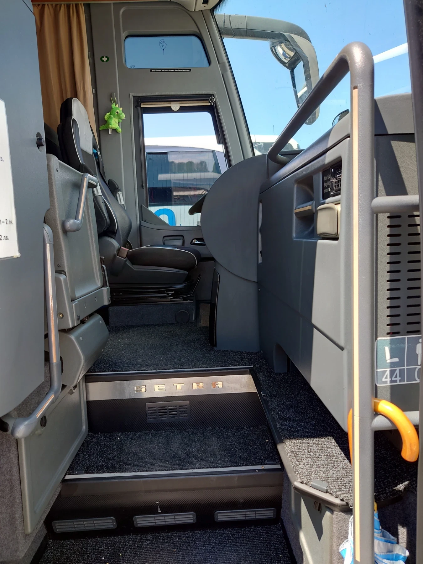 Setra S S415HD, снимка 13 - Бусове и автобуси - 54674005