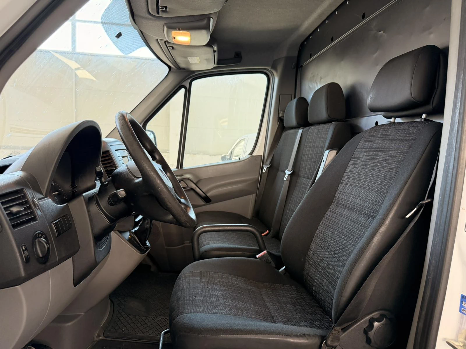 Mercedes-Benz 316, снимка 6 - Бусове и автобуси - 55681364