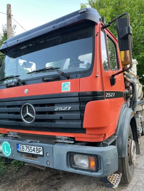     Mercedes-Benz 25 2527