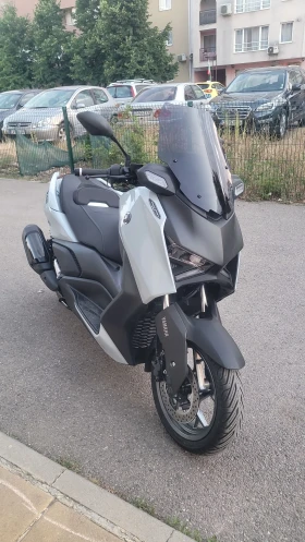     Yamaha X-max Tech+ 