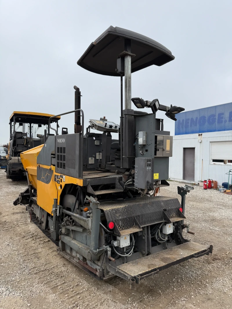 Асфалтополагаща машина Volvo ABG 2820, снимка 10 - Индустриална техника - 53123039