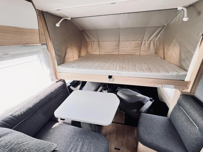 Кемпер HYMER / ERIBA BМC I  680, 5 местен 3500 kg. SLS-шаси КЛИМА SAT , снимка 9 - Каравани и кемпери - 51141024