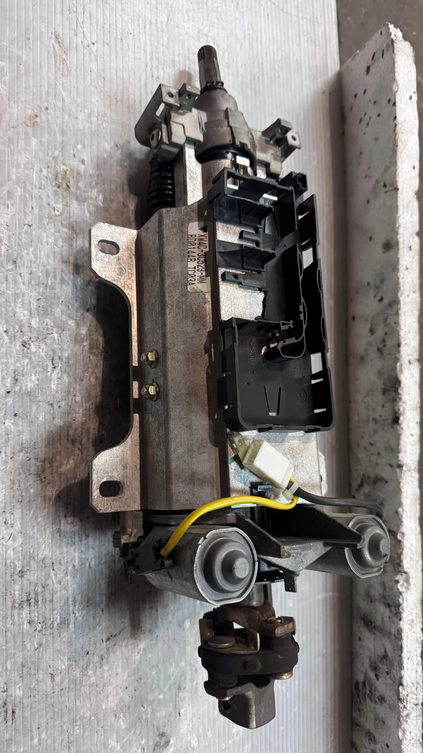    /       Jaguar S-Type - XW4C-3C529-MM / BD0114BTC03A  | Mobile.bg   1