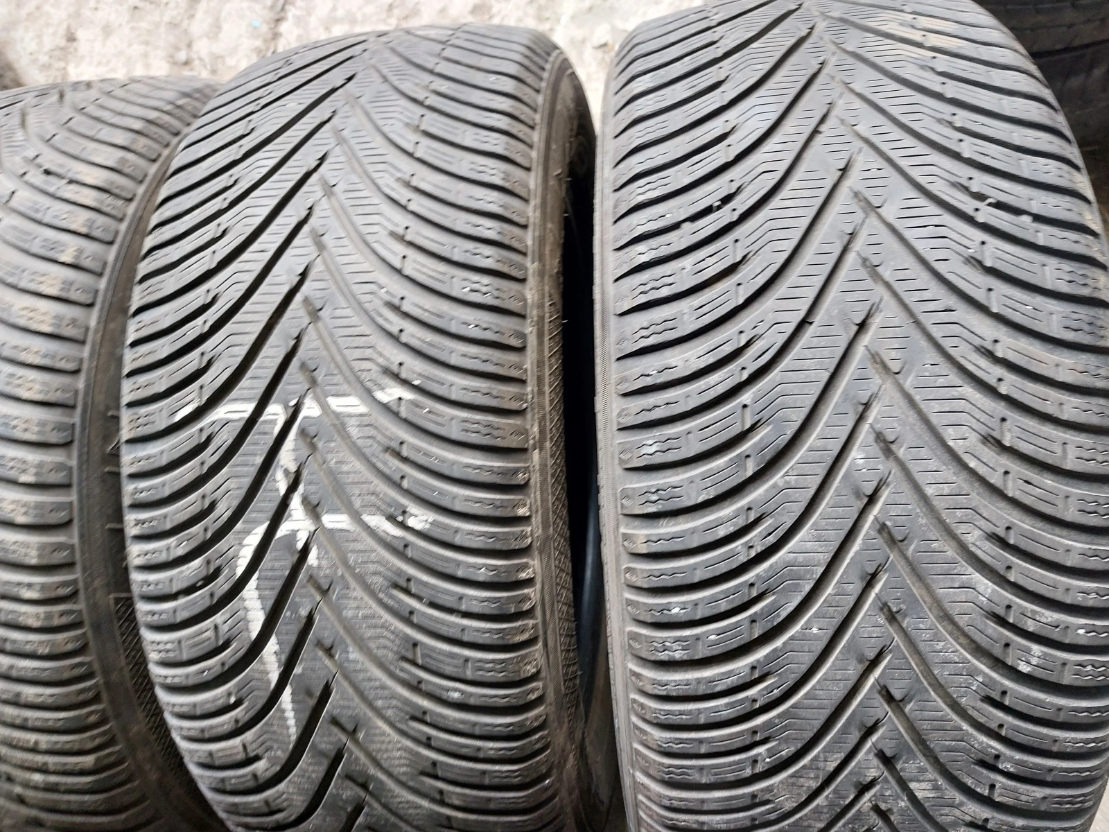 ���� 235/55R17 | Mobile.bg � ����������� 3