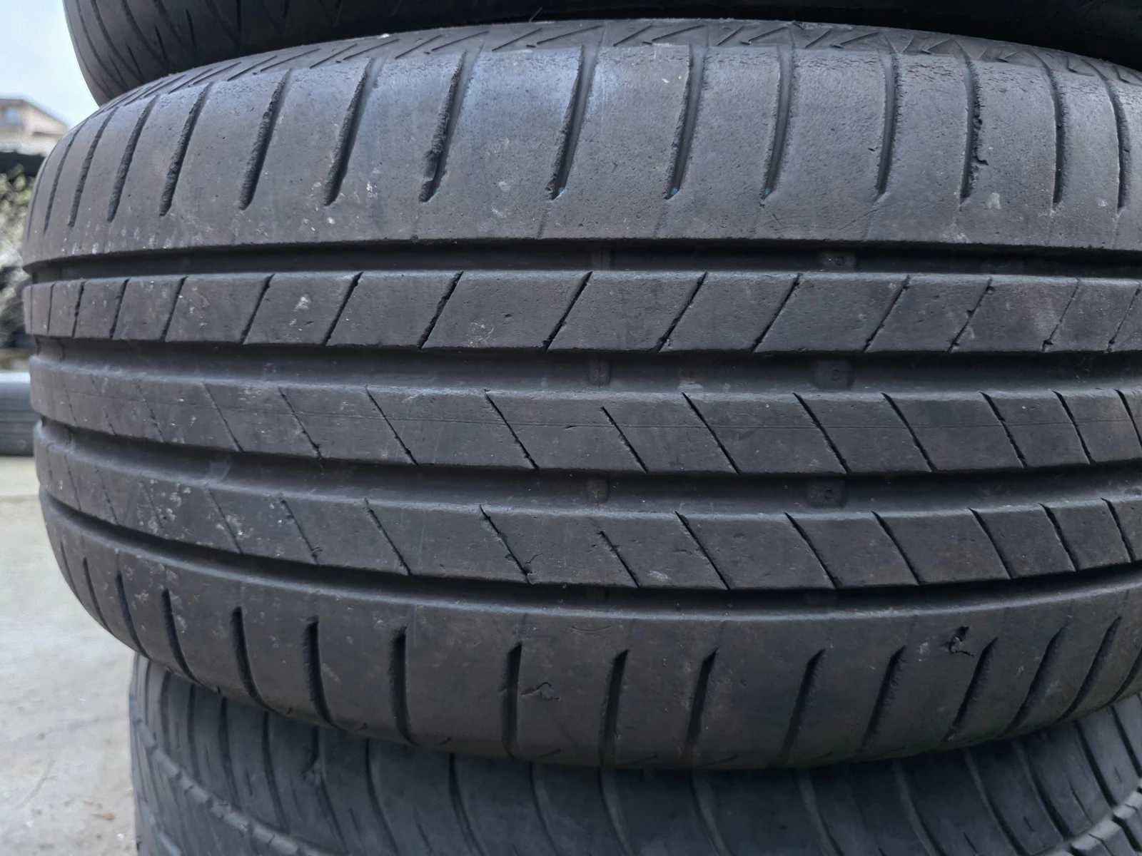 Гуми Летни 225/50R18, снимка 4 - Гуми и джанти - 55581796