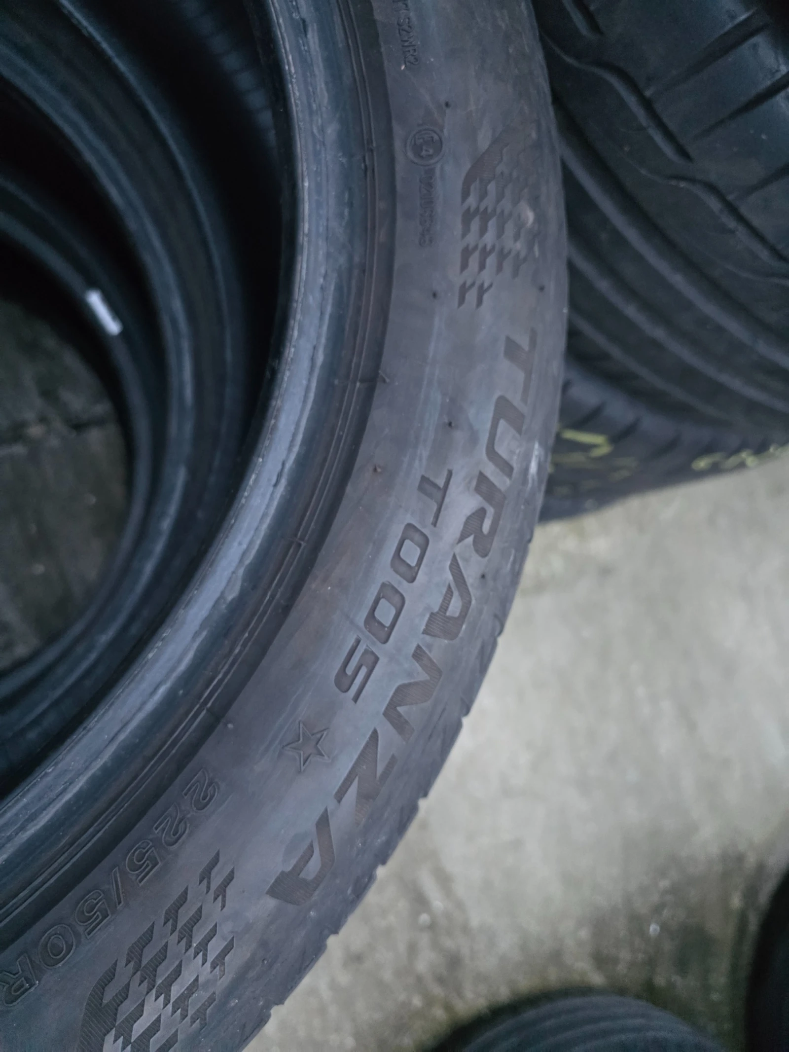 Гуми Летни 225/50R18, снимка 7 - Гуми и джанти - 55581796