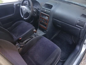 Opel Astra 1.6 газ гаражен клима , снимка 4