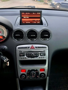 Peugeot 308 1.6HDI Нави, снимка 7