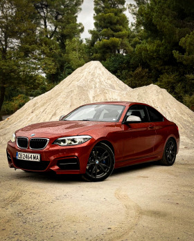 BMW 240 xDrive M-performance LCI, снимка 1 - Автомобили и джипове - 46041404