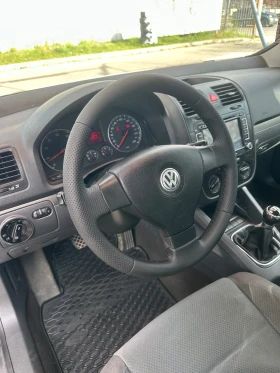 VW Golf 1.6 FSI NAVI  - 2600 € / 5085.16 лв. - 97815398 10