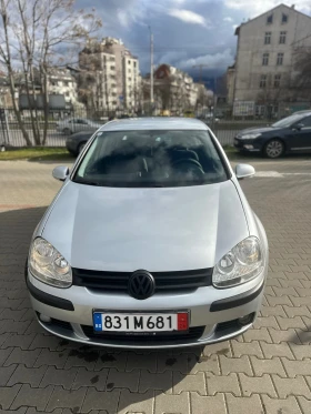 VW Golf 1.6 FSI NAVI  - 2600 € / 5085.16 лв. - 97815398 6