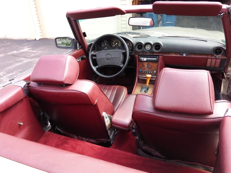 Mercedes-Benz SL 500 560 sl, снимка 15 - Автомобили и джипове - 45269342