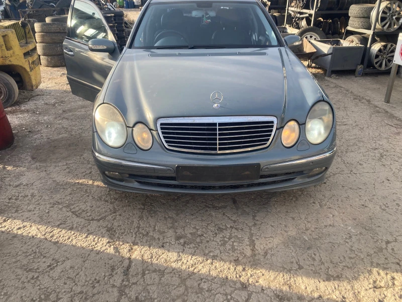 Mercedes-Benz E 320 3.2 cdi, снимка 1 - Автомобили и джипове - 44173665