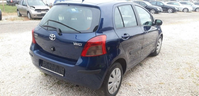 Toyota Yaris 1, 4  D4D, снимка 6 - Автомобили и джипове - 45766491