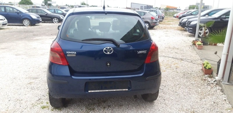 Toyota Yaris 1, 4  D4D, снимка 5 - Автомобили и джипове - 45766491