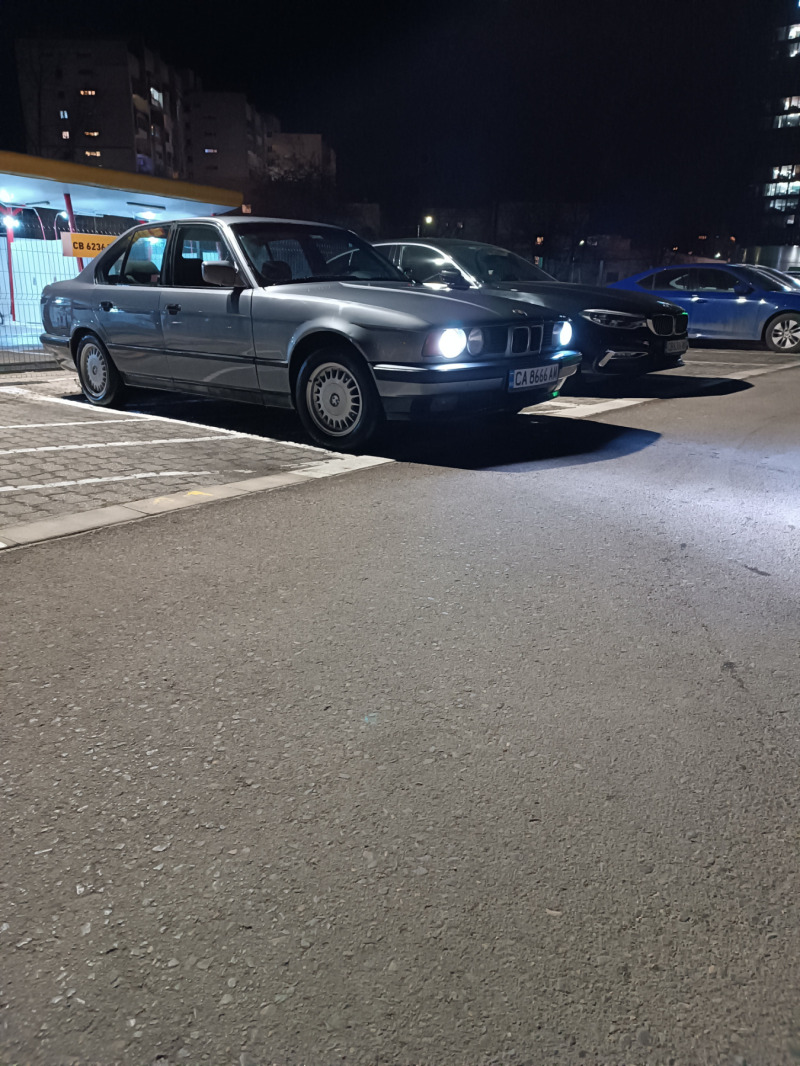 BMW 520 520i, снимка 9 - Автомобили и джипове - 45798904
