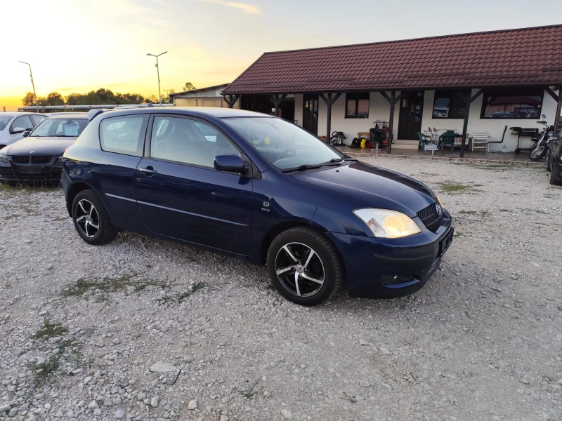 Toyota Corolla 1.6 бензин, снимка 3 - Автомобили и джипове - 46849492