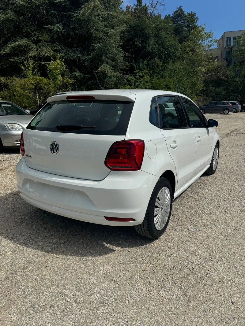 VW Polo, снимка 5 - Автомобили и джипове - 48009589