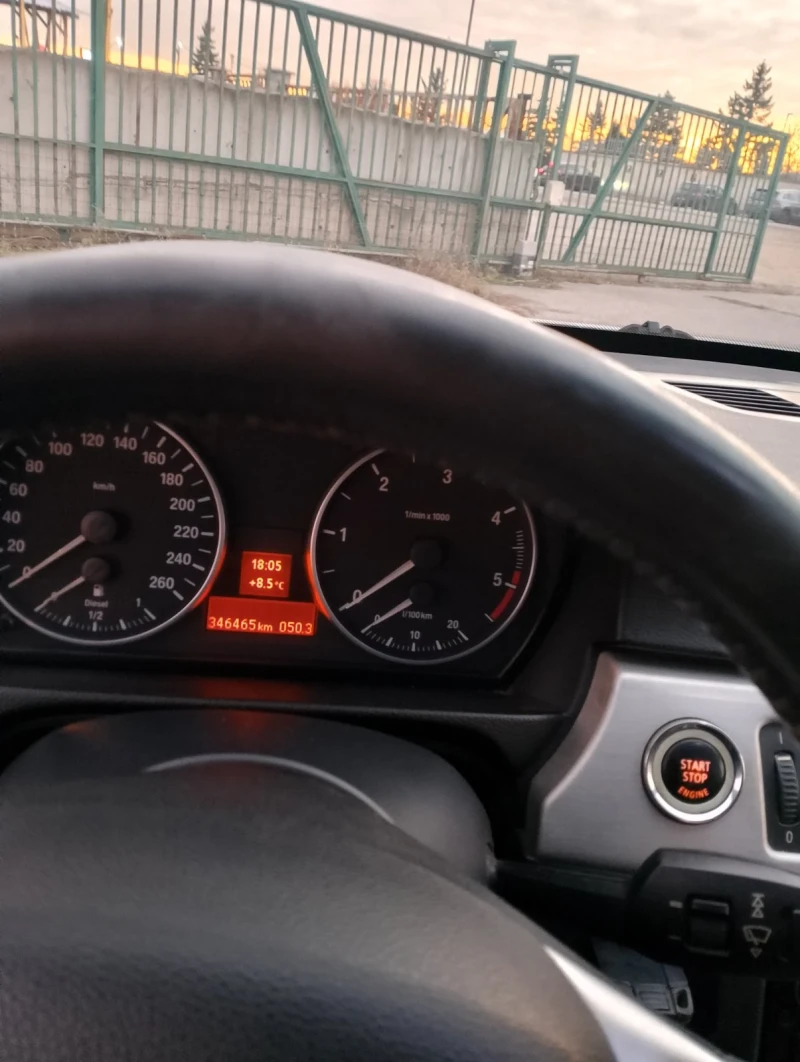 BMW 320, снимка 6 - Автомобили и джипове - 48229817