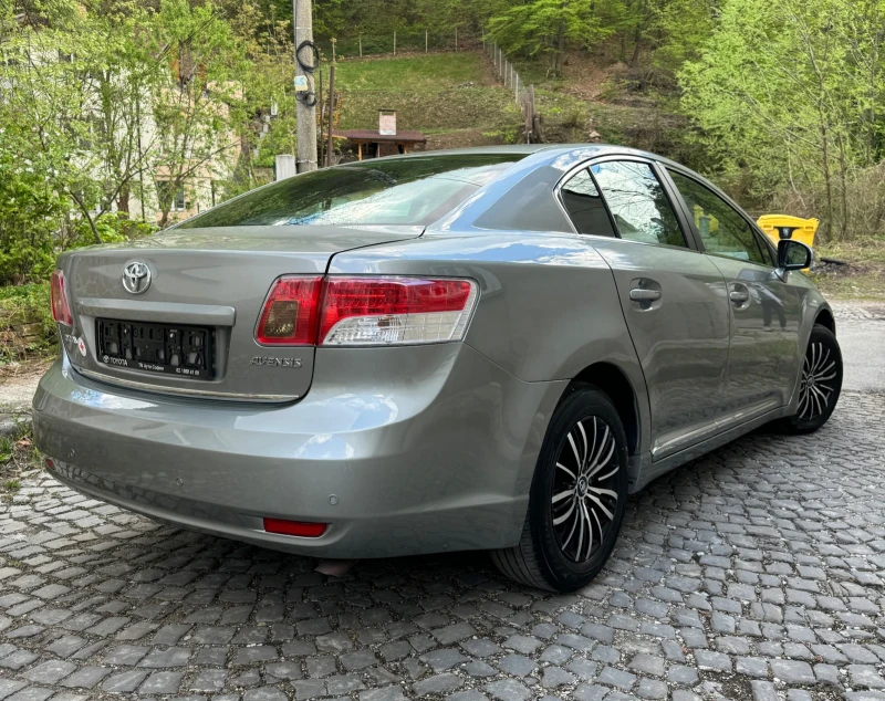 Toyota Avensis 2.0 D4-D, снимка 6 - Автомобили и джипове - 48416817