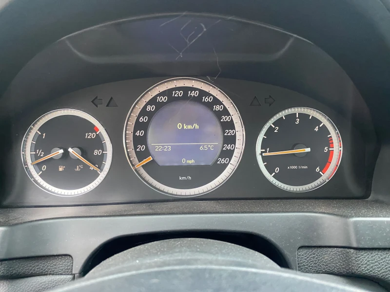 Mercedes-Benz C 220 C220, снимка 10 - Автомобили и джипове - 48465533