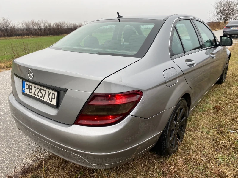 Mercedes-Benz C 220 C220, снимка 4 - Автомобили и джипове - 48465533